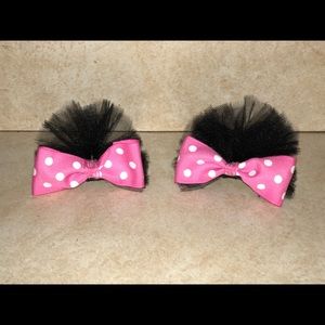 Minnie mouse hair clips